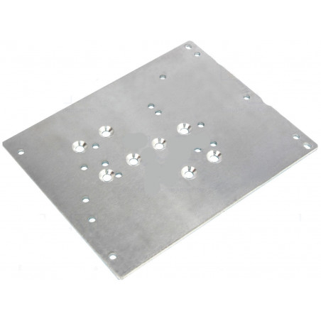 Support de plaque métallique 130 x 104 mm pour la commutation d'alimentations dans un boîtier métallique