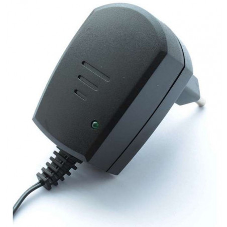 Alimentatore switching universale 12V DC 100mA compatto con uscita connettore DC