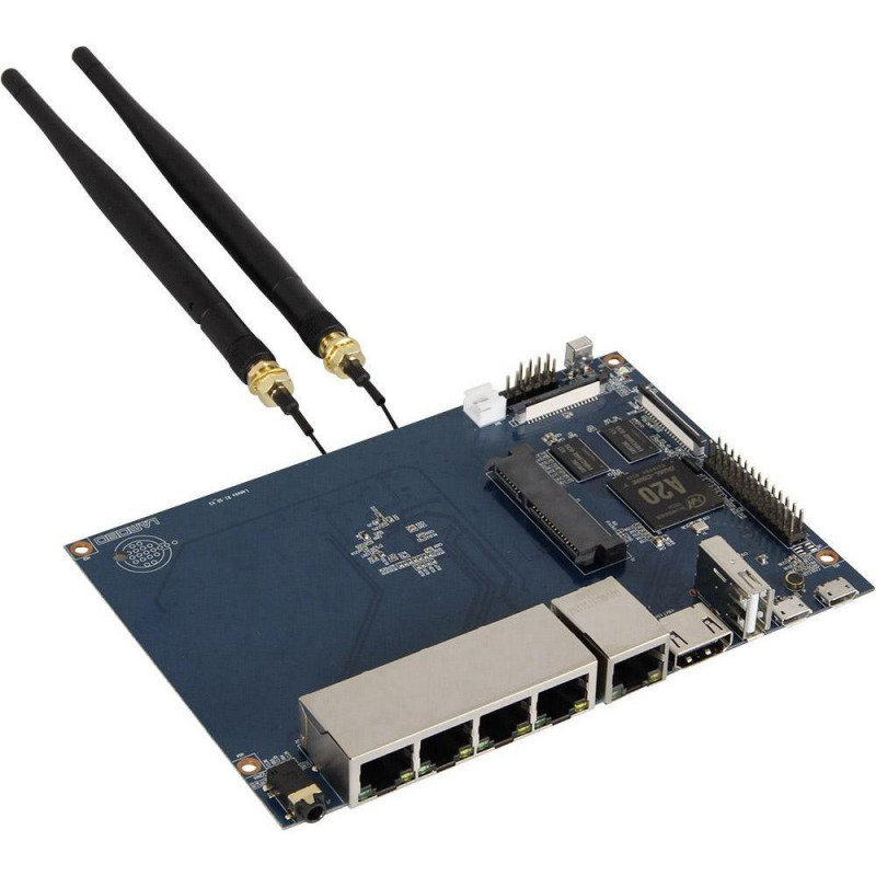 Routeur Banana PI double cœur 1 GHz 1 Go de RAM Port Ethernet 5x10 / 100/1000, WIFI b / g / n