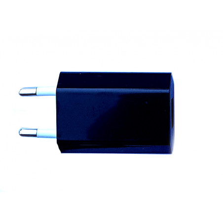 Ultrakompaktes 5V 1A USB-Netzteil mit farbigem 100-240V 0,15A Eingangsstecker