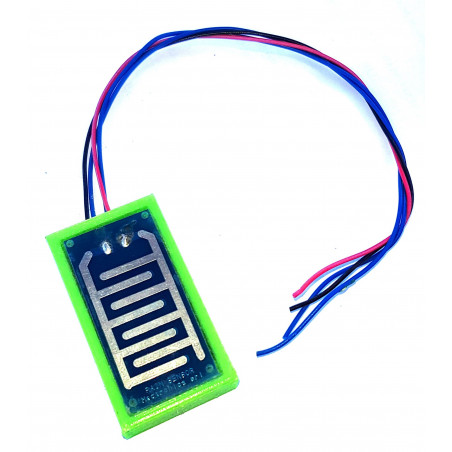 Heated rain detection plate for 12V rain sensors