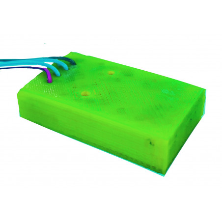 Heated rain detection plate for 12V rain sensors