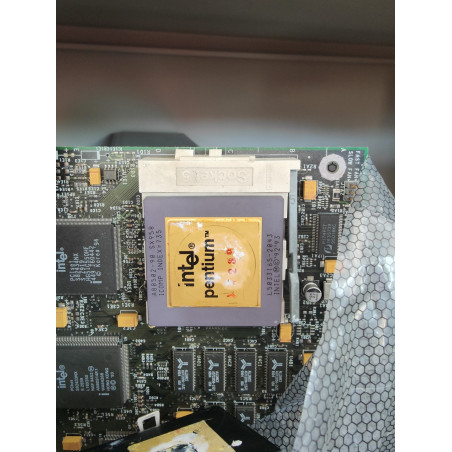 Set Scheda madre Socket 5 + Intel Pentium 90MHz + 16MB RAM + VGA S3 Trio64 – Funzionante