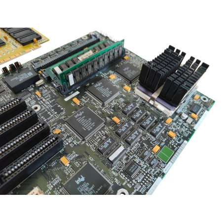 Set Scheda madre Socket 5 + Intel Pentium 90MHz + 16MB RAM + VGA S3 Trio64 – Funzionante